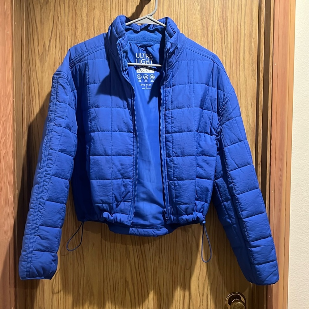 Lightweight cropped jacket